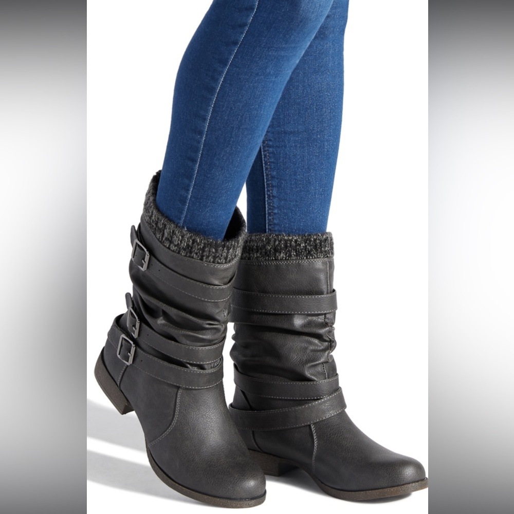 Black fashion, buckle boot